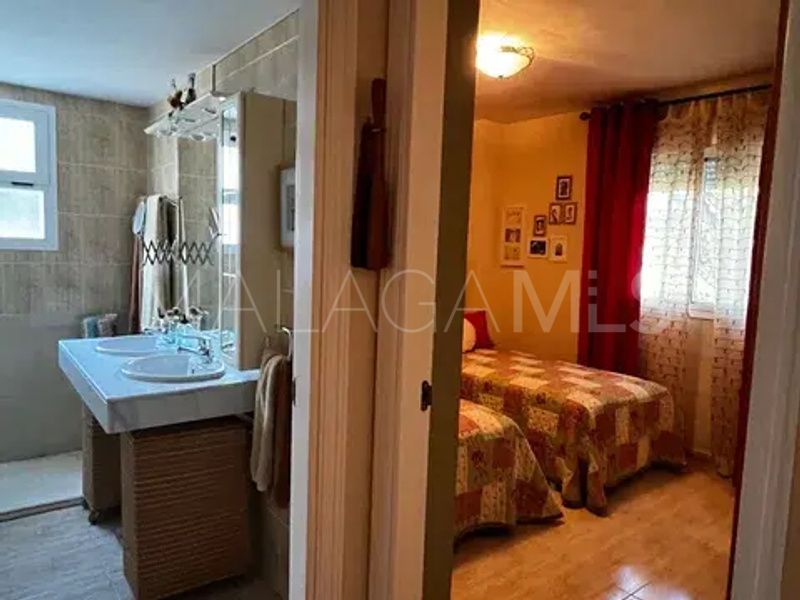 Sitio de Calahonda flat for sale