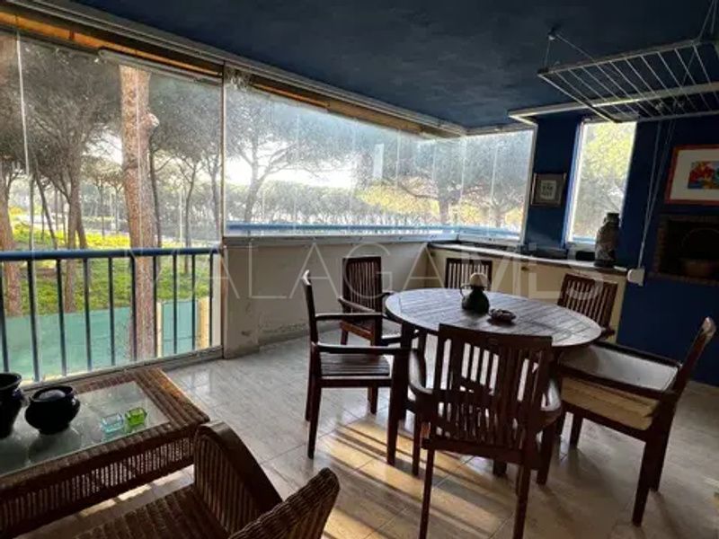 Sitio de Calahonda flat for sale