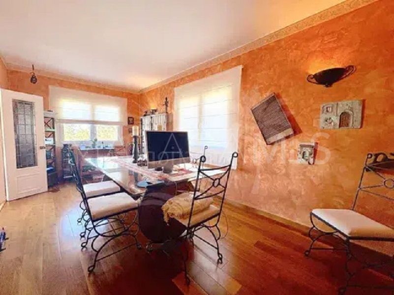 Los Claveles, casa a la venta de 2 bedrooms