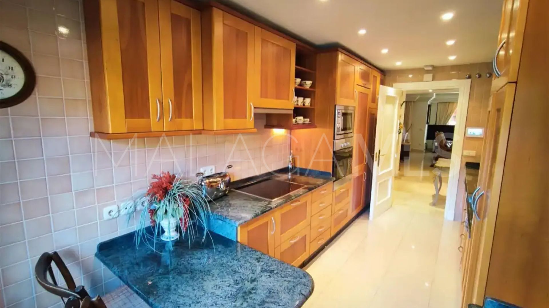 Duplex penthouse in La Alzambra for sale