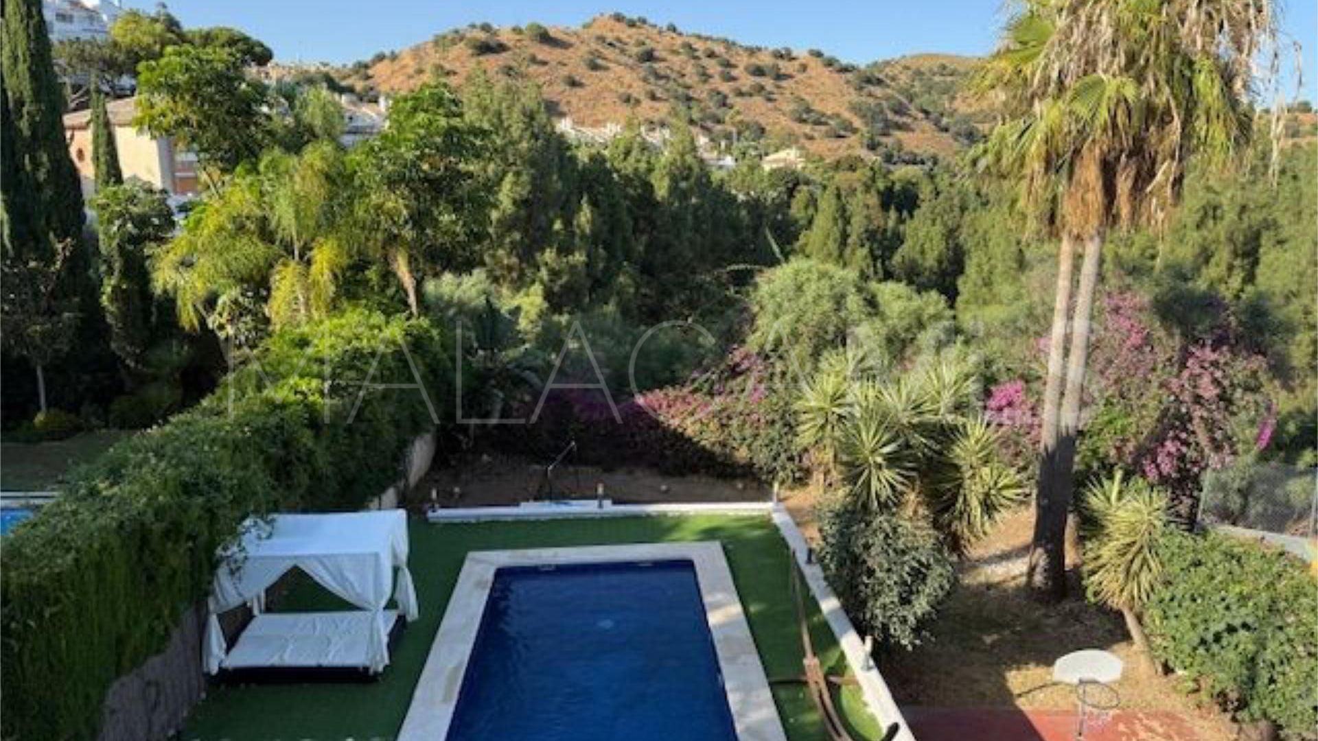 Doppelhaushälfte for sale in Calahonda