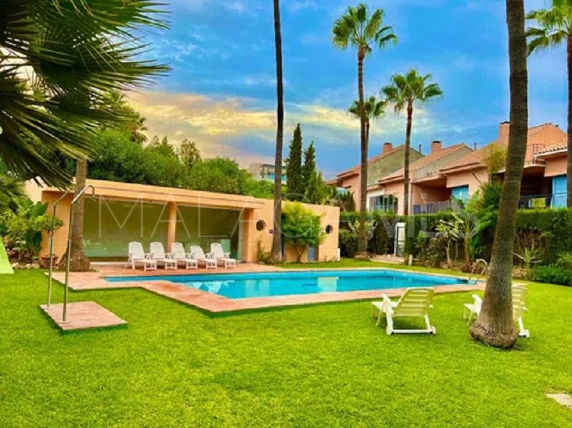 Doppelhaushälfte for sale in Los Naranjos