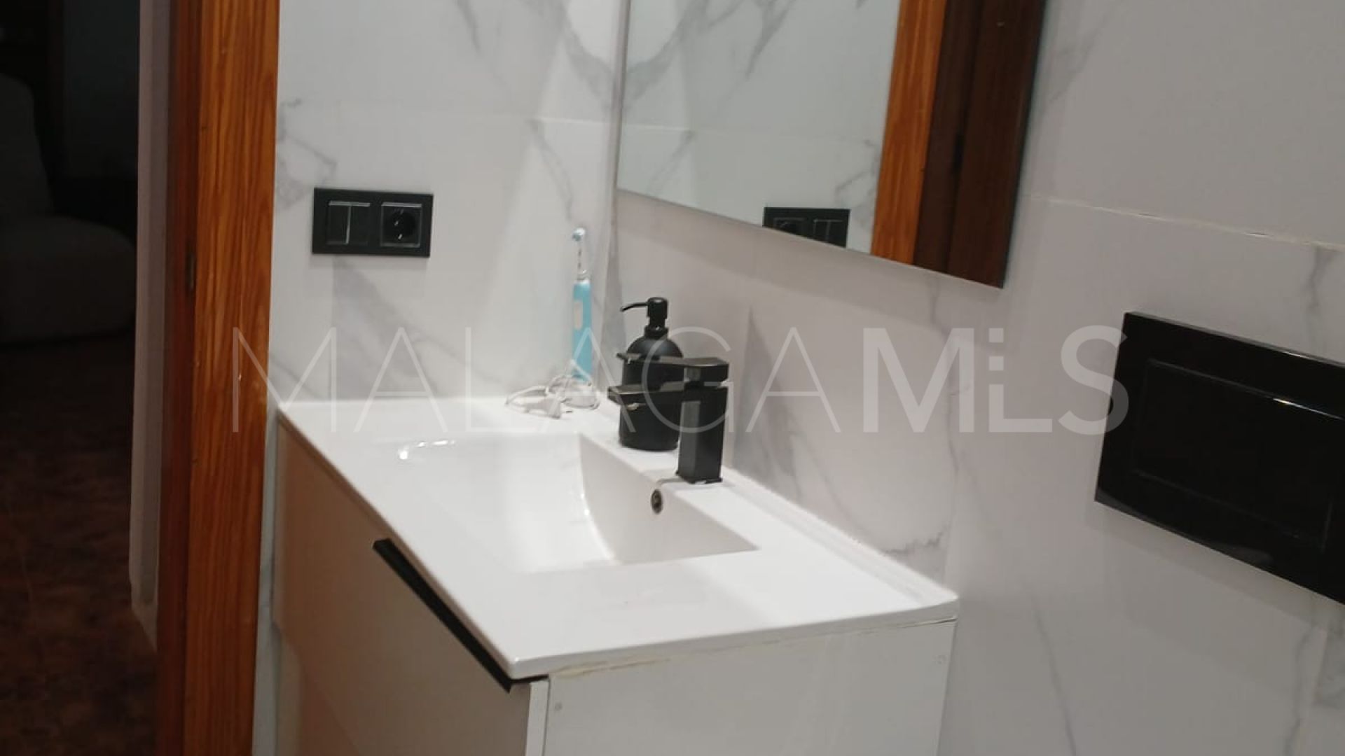 For sale Nueva Andalucia 3 bedrooms town house