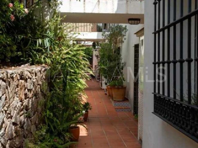For sale Nueva Andalucia 3 bedrooms town house