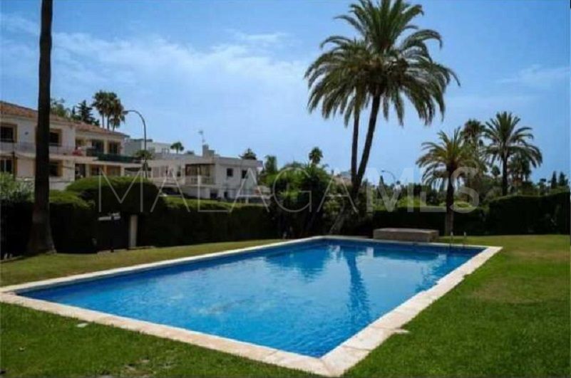 For sale Nueva Andalucia 3 bedrooms town house