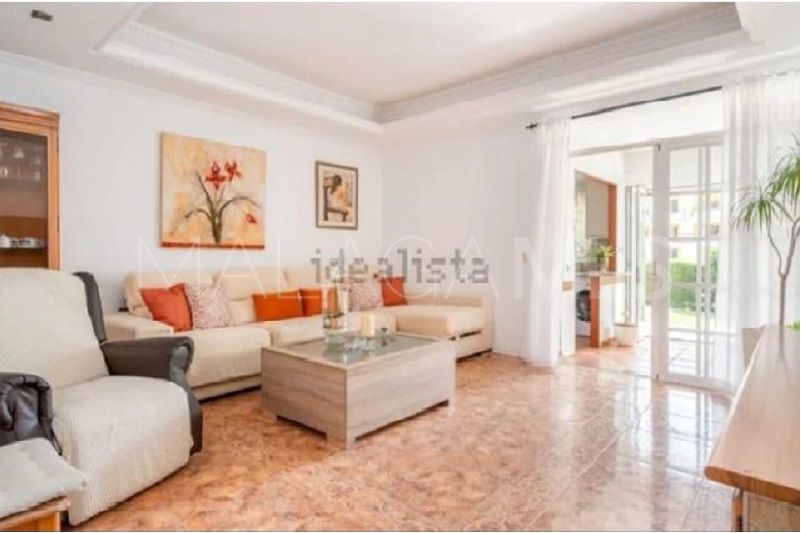 For sale Nueva Andalucia 3 bedrooms town house