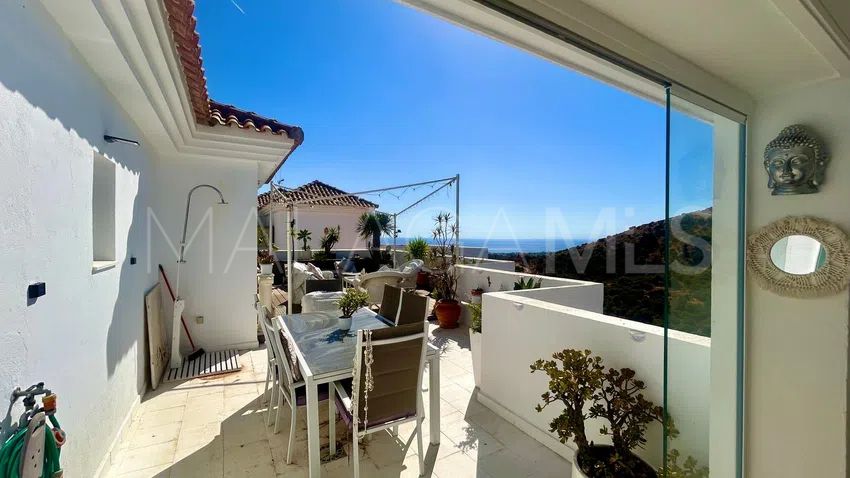 Ático a la venta with 3 bedrooms in Calahonda