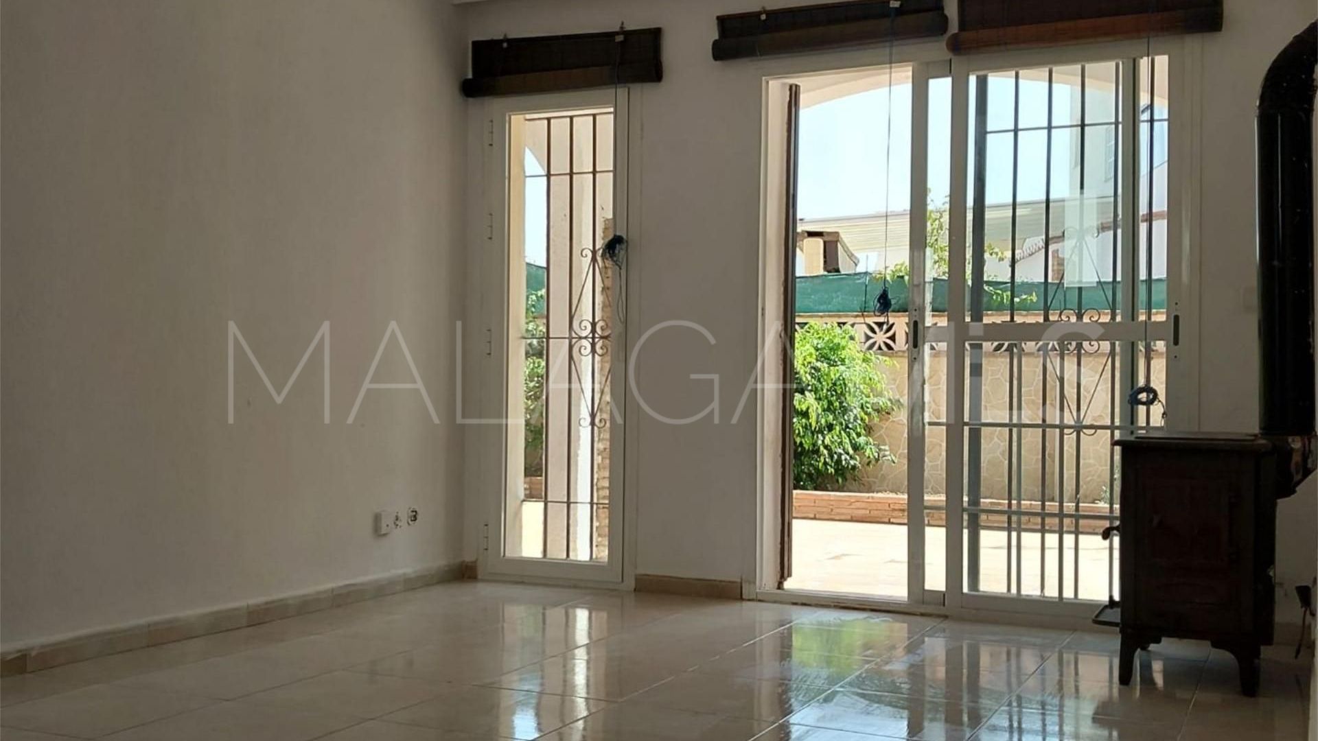 Maison jumelée for sale in Calypso