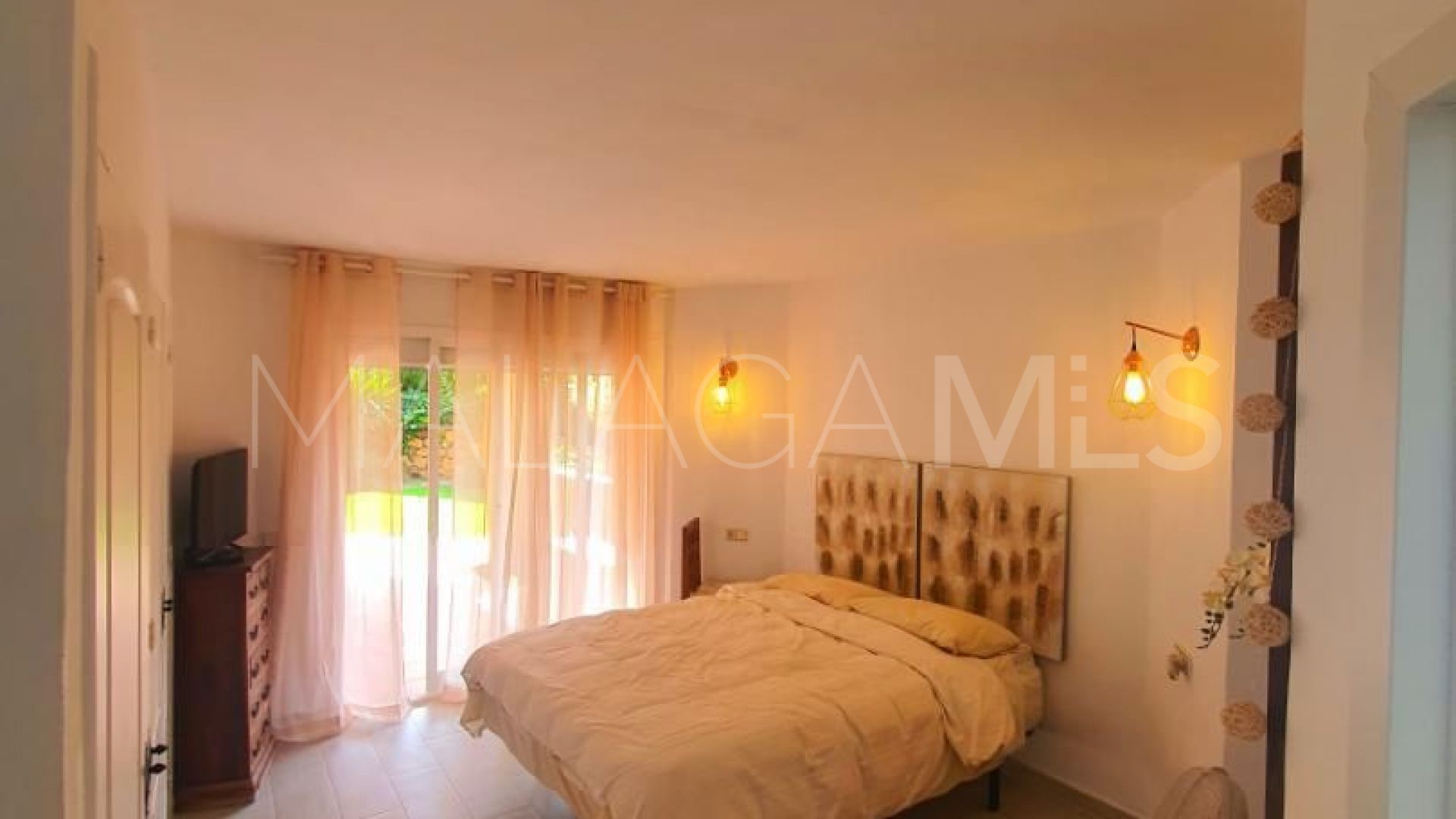 Markplanslägenhet for sale in Calahonda