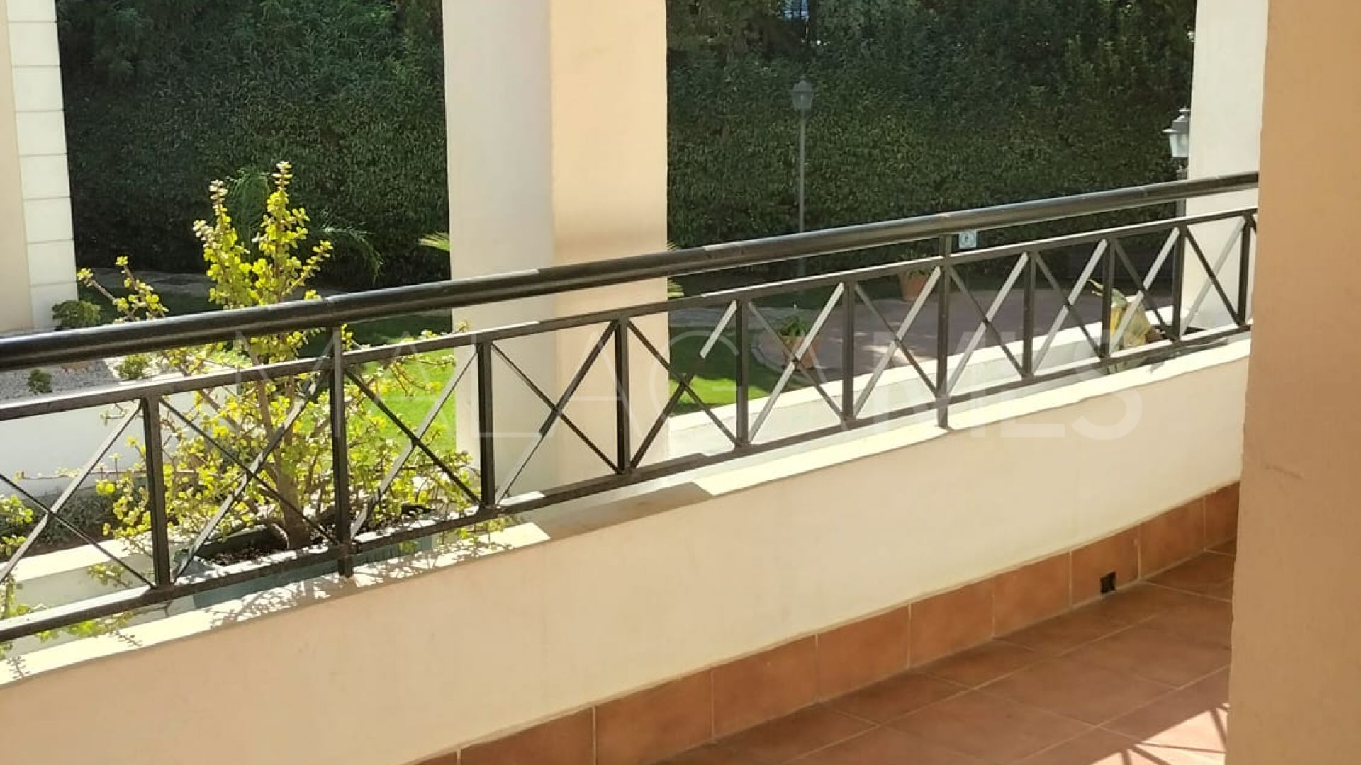 Buy apartamento in Nueva Andalucia de 2 bedrooms