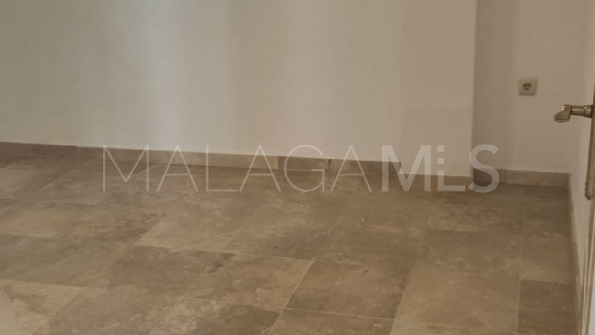 Buy apartamento in Nueva Andalucia de 2 bedrooms