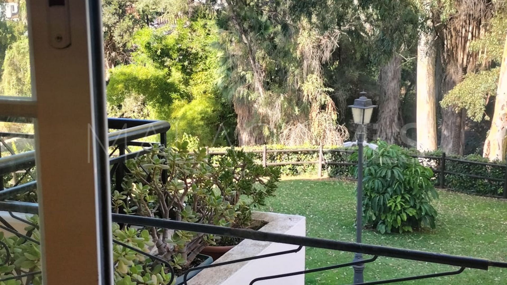 Buy apartamento in Nueva Andalucia de 2 bedrooms