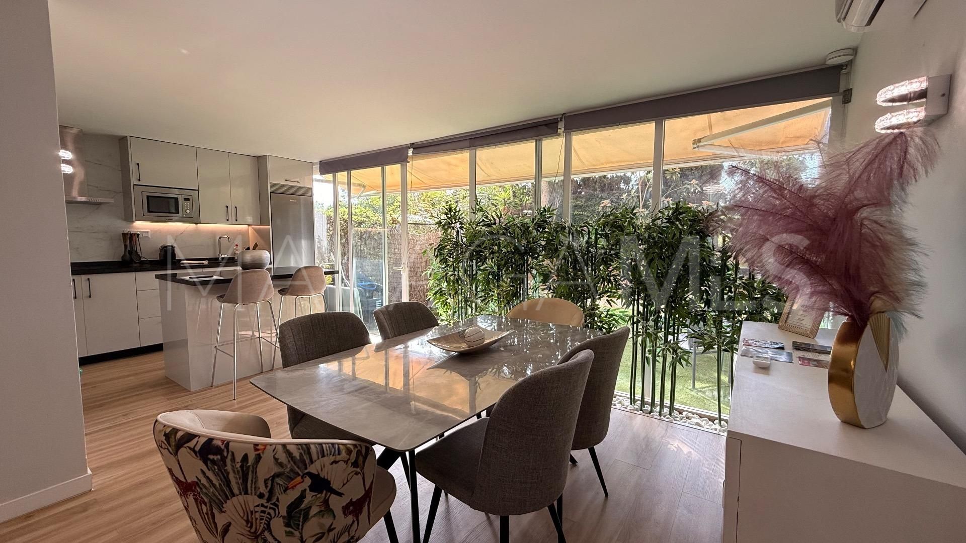 Erdgeschosswohnung for sale in Calahonda