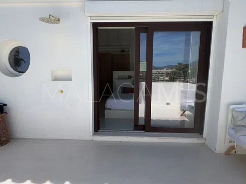 Adosado with 4 bedrooms a la venta in Guadalmina Alta
