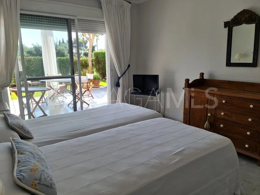 Ground floor apartment for sale in Guadalmina Baja