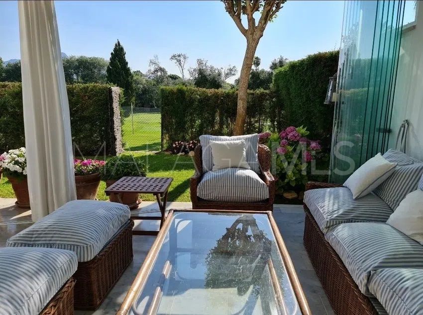 Ground floor apartment for sale in Guadalmina Baja