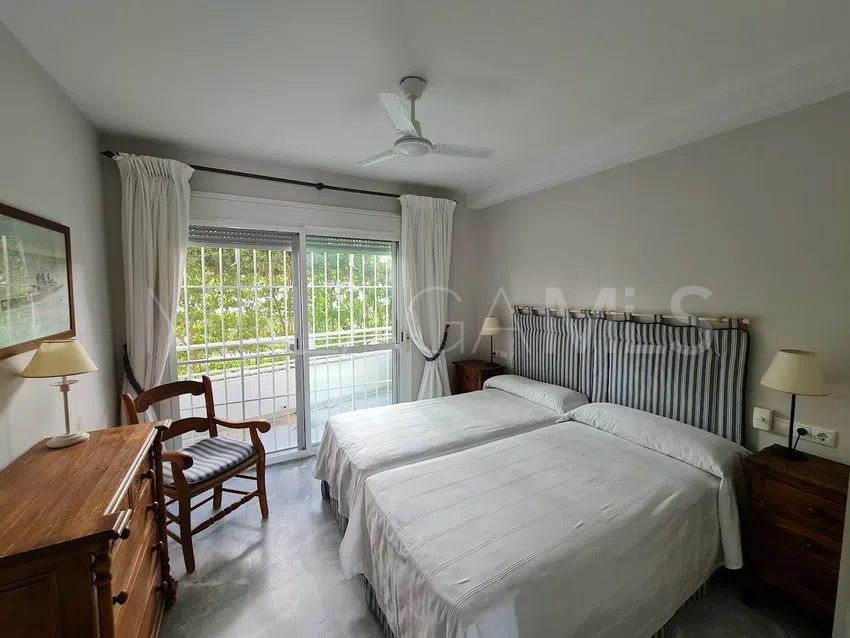Ground floor apartment for sale in Guadalmina Baja