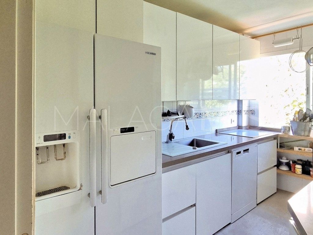 Calahonda 2 bedrooms flat for sale