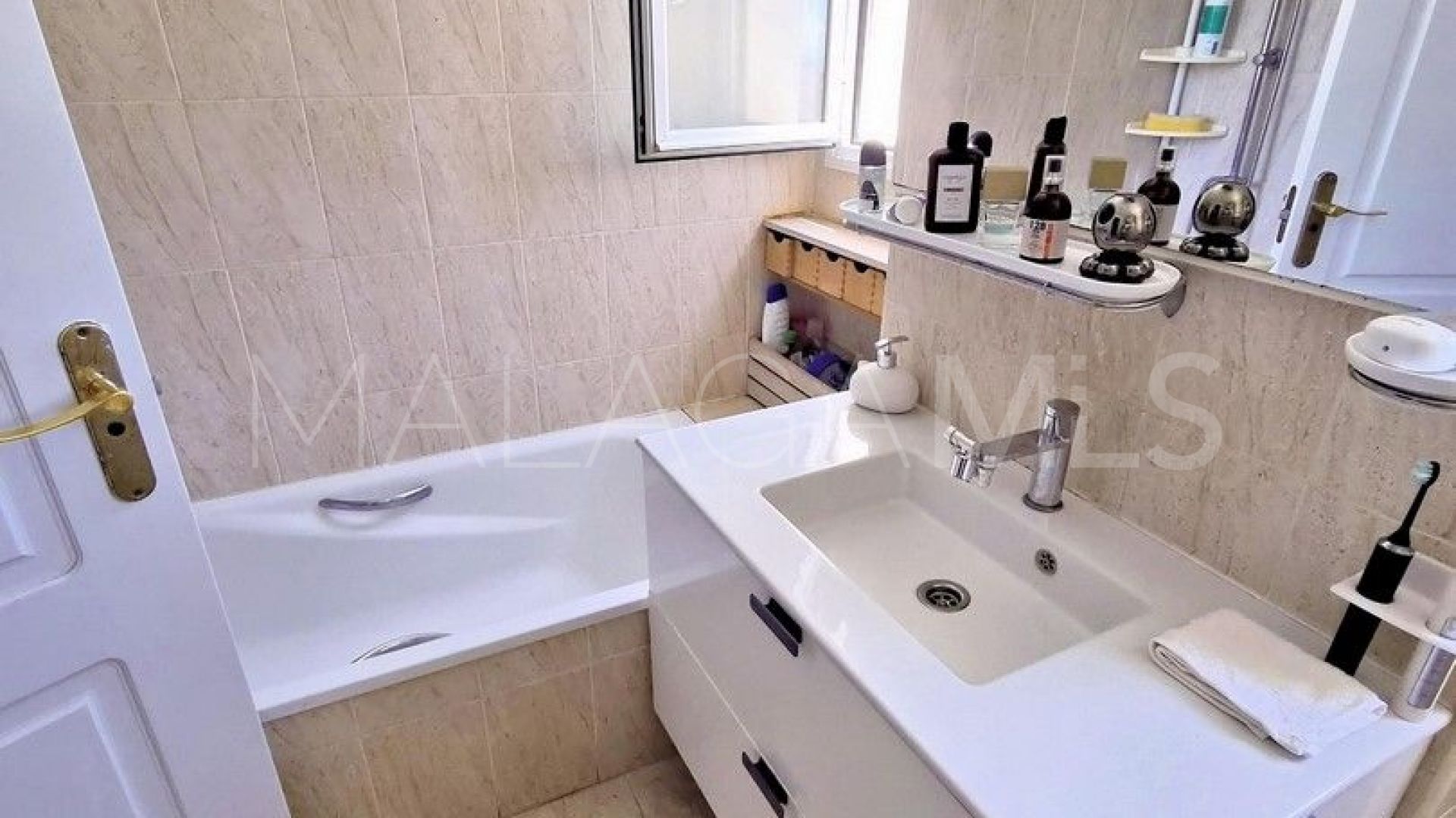 Calahonda 2 bedrooms flat for sale