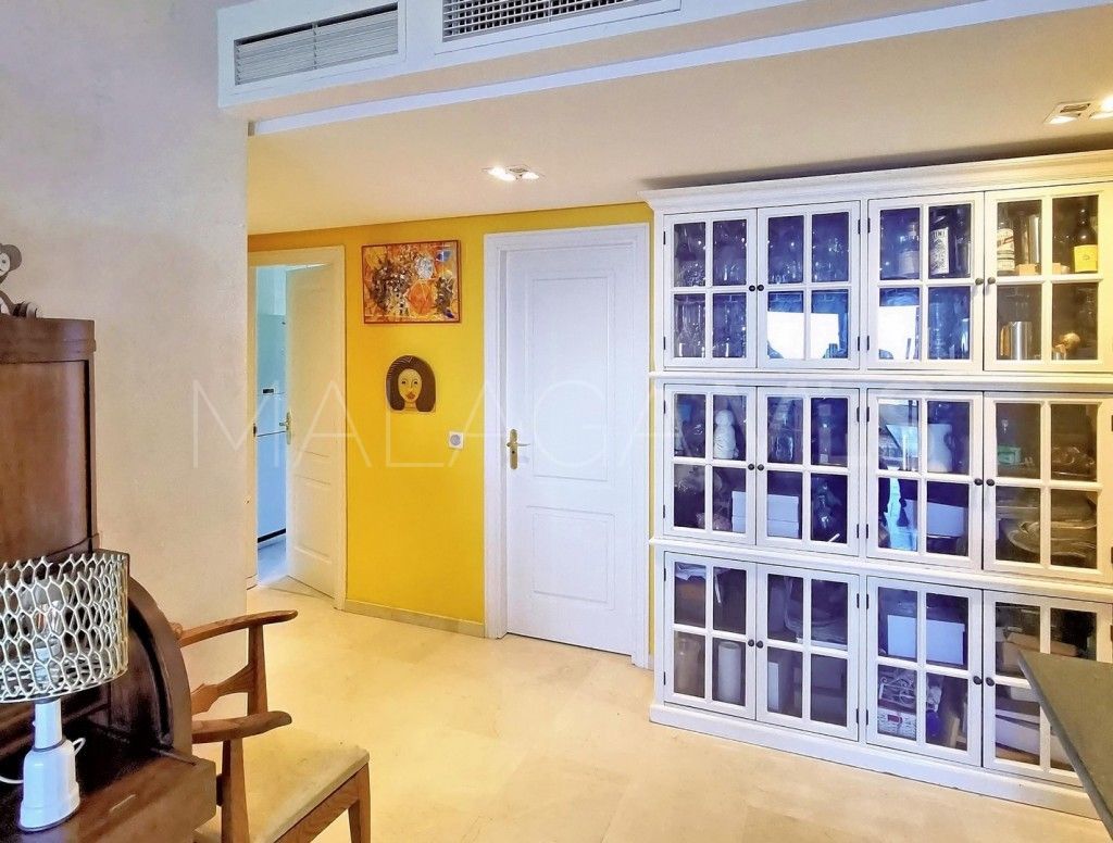 Calahonda 2 bedrooms flat for sale