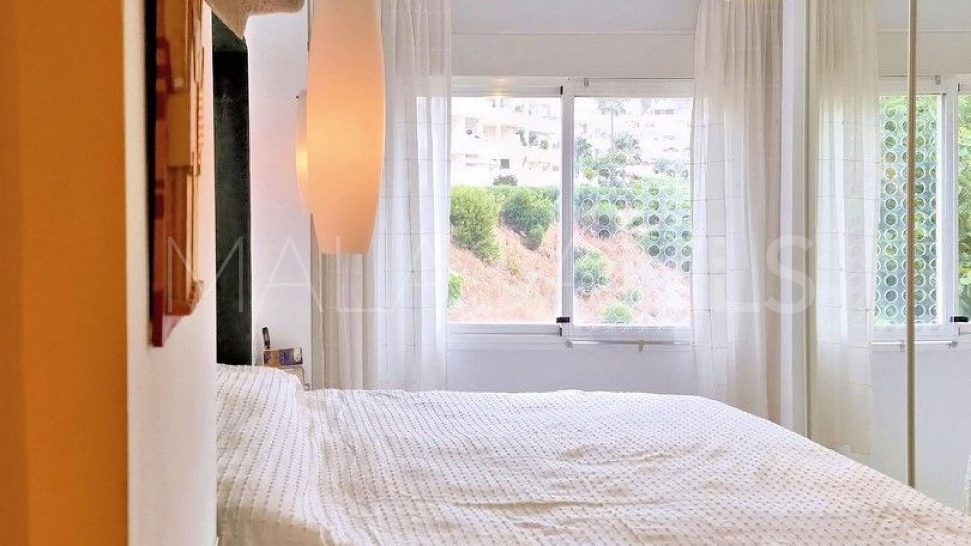 Calahonda 2 bedrooms flat for sale