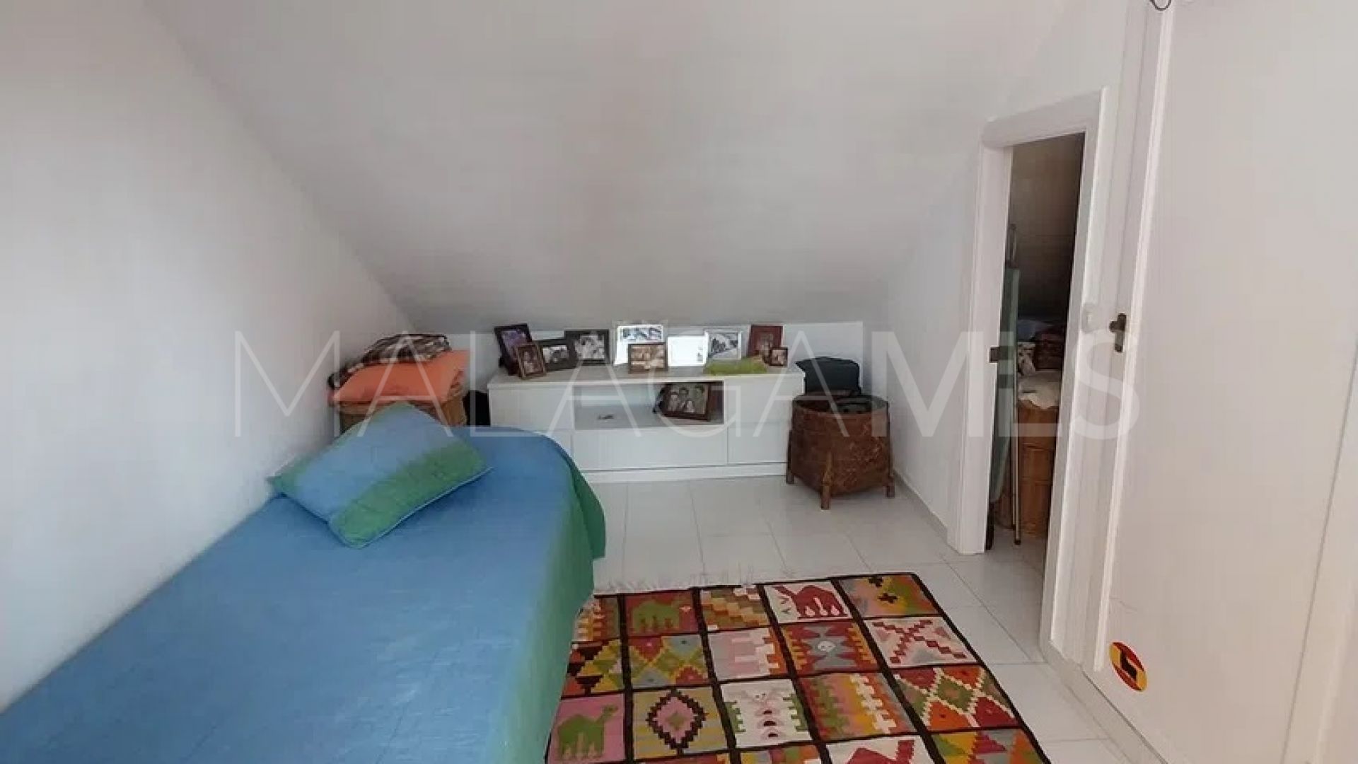 Maison de ville for sale in Calahonda