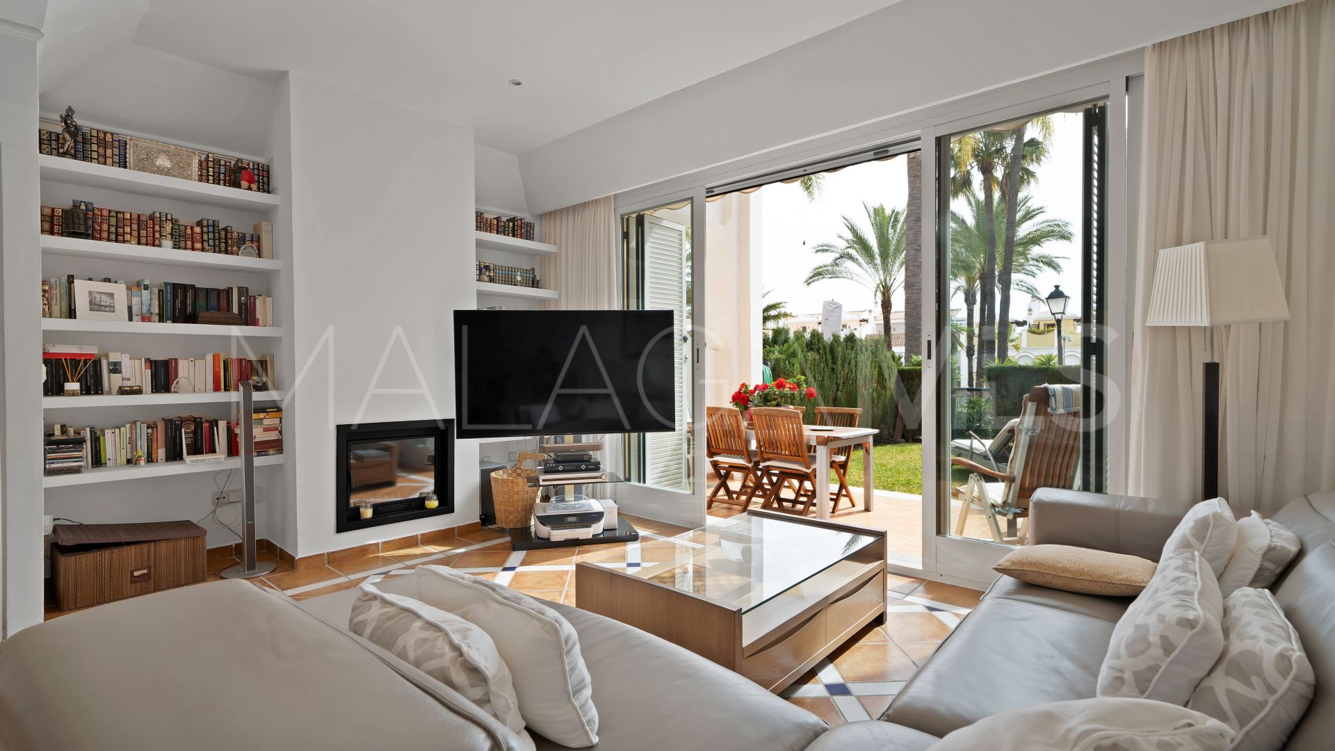 Doppelhaushälfte for sale in Bahia de Marbella