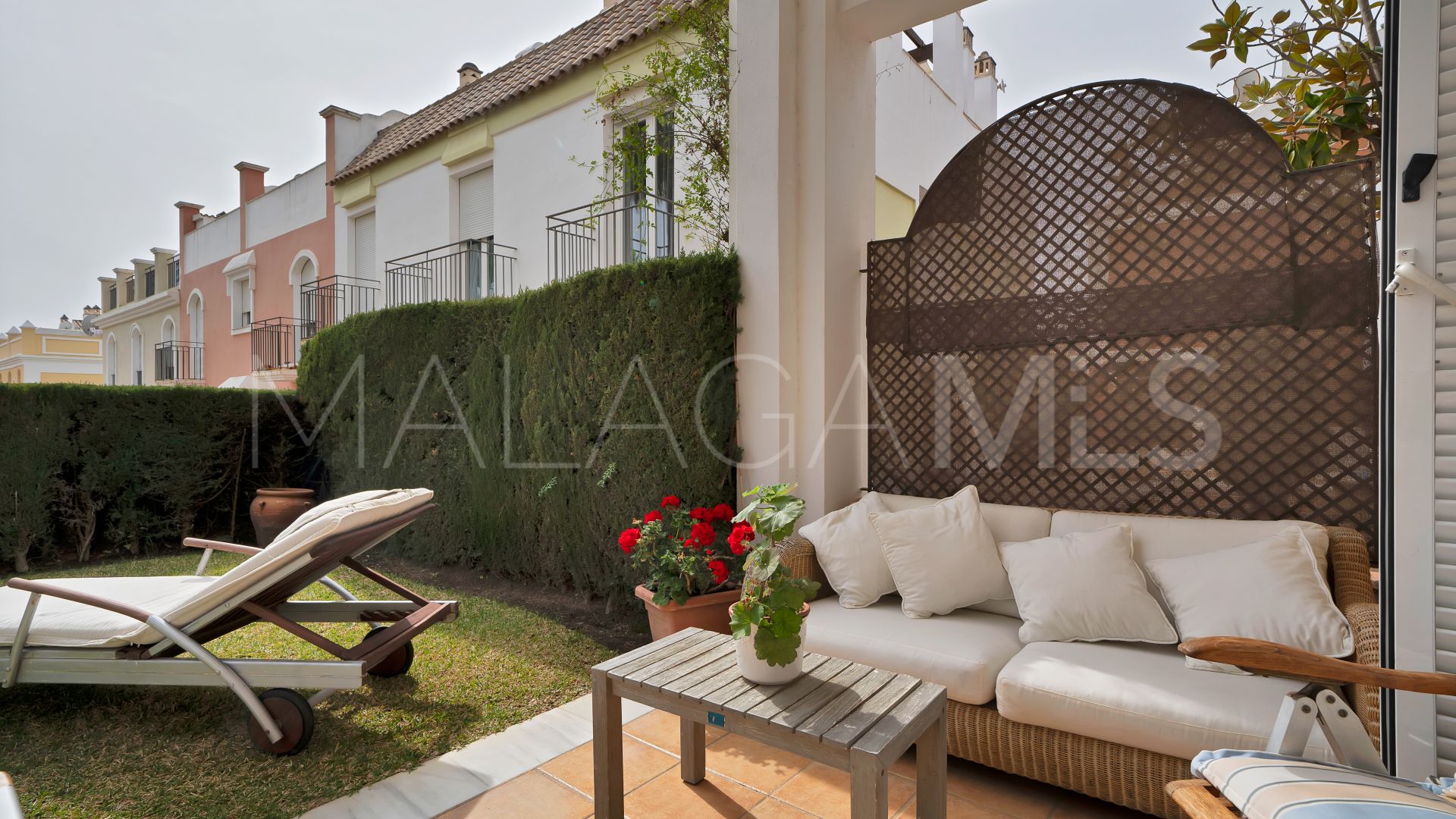 Doppelhaushälfte for sale in Bahia de Marbella