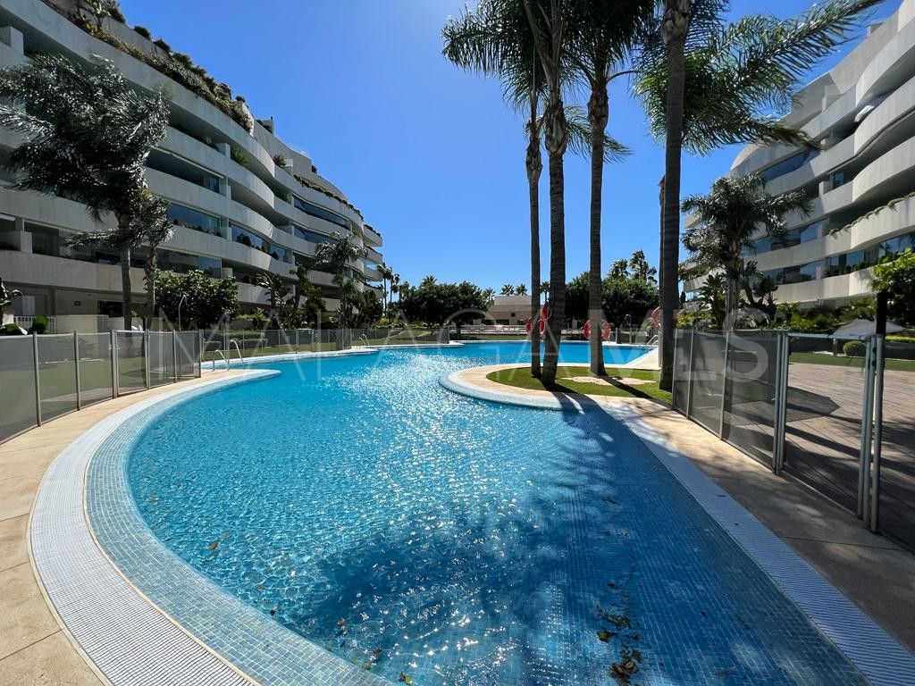 Buy ground floor apartment with 2 bedrooms in Marbella - Puerto Banus