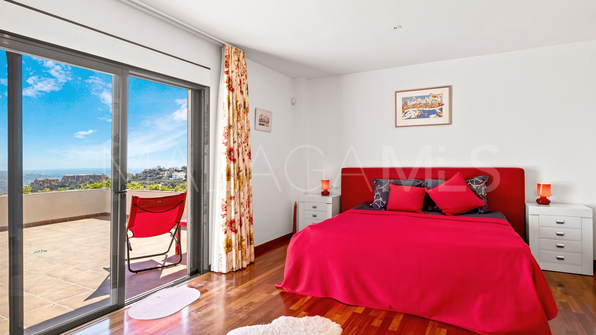5 bedrooms villa in Marbella East for sale
