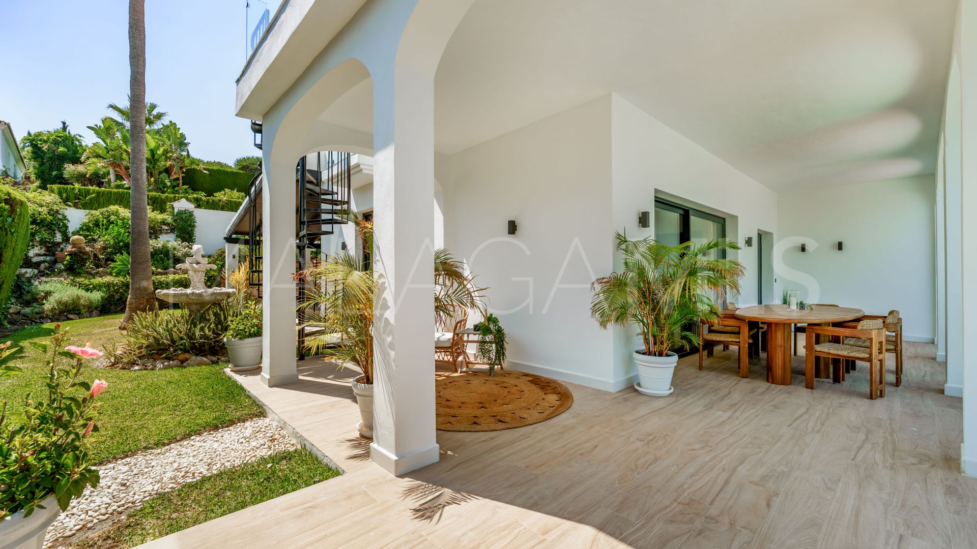 Villa for sale in Marbella Country Club