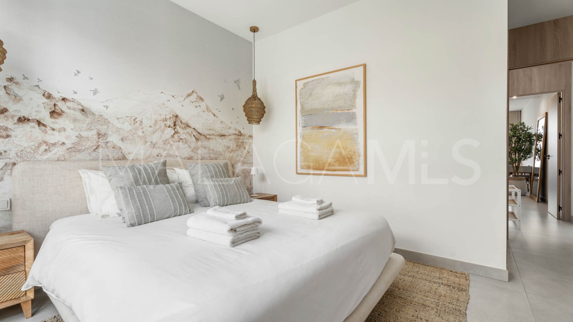 Duplex penthouse for sale in Artola