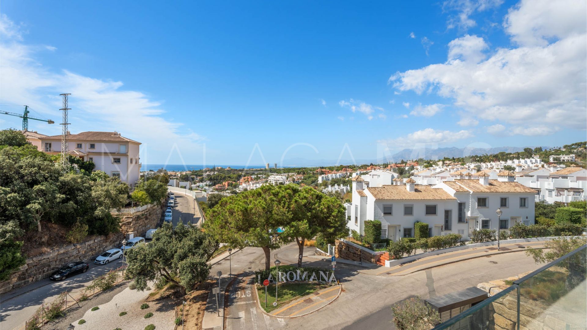Duplex penthouse for sale in Artola