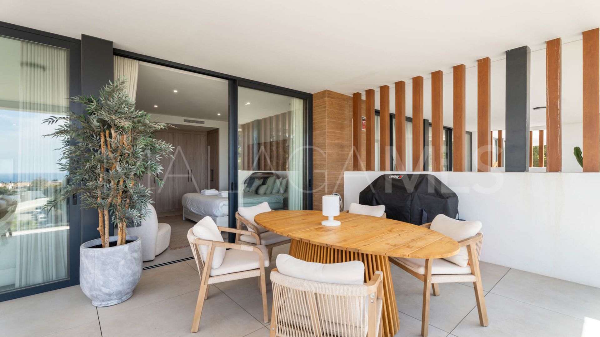 Duplex penthouse for sale in Artola