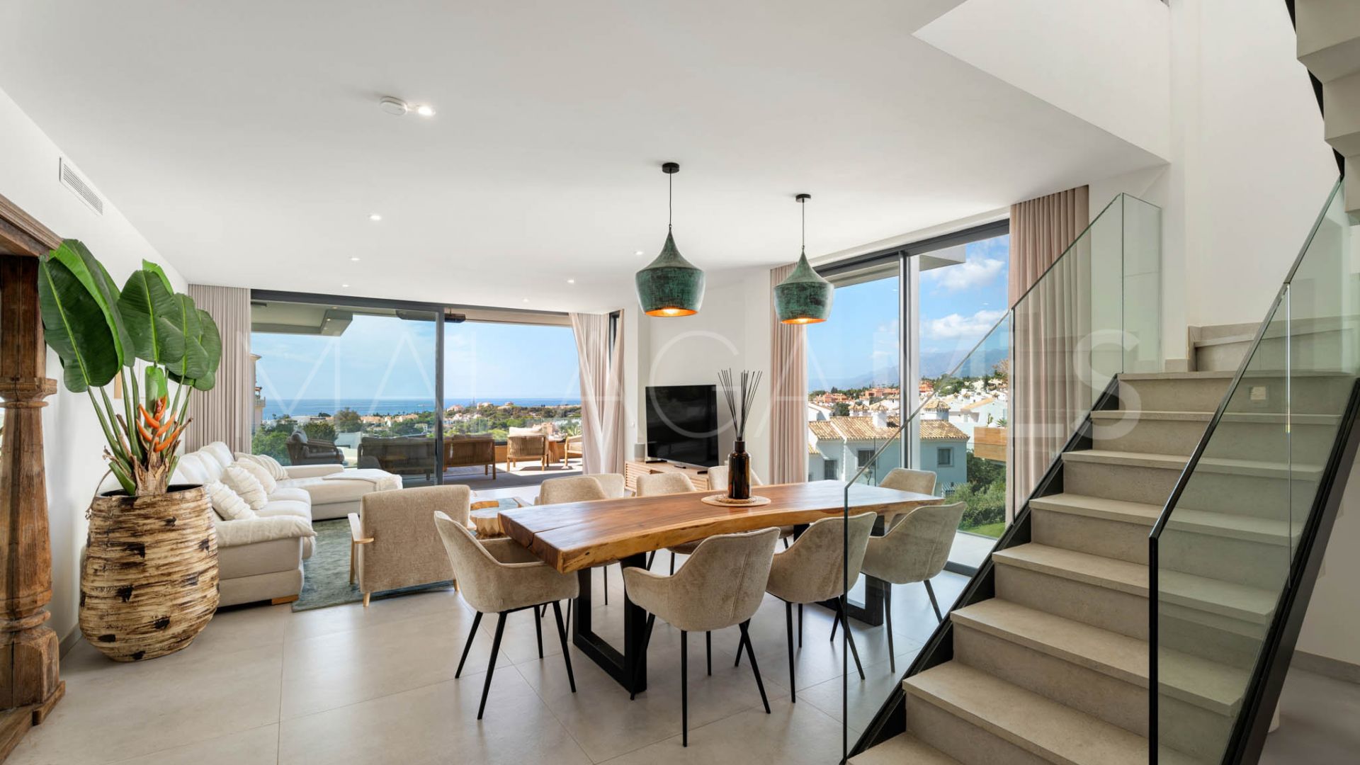 Duplex penthouse for sale in Artola