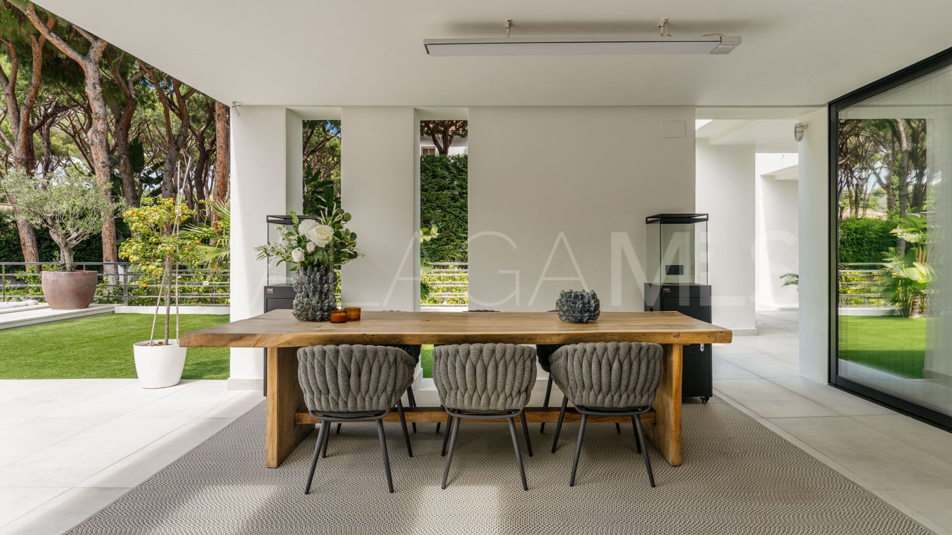 Villa for sale in Hacienda las Chapas