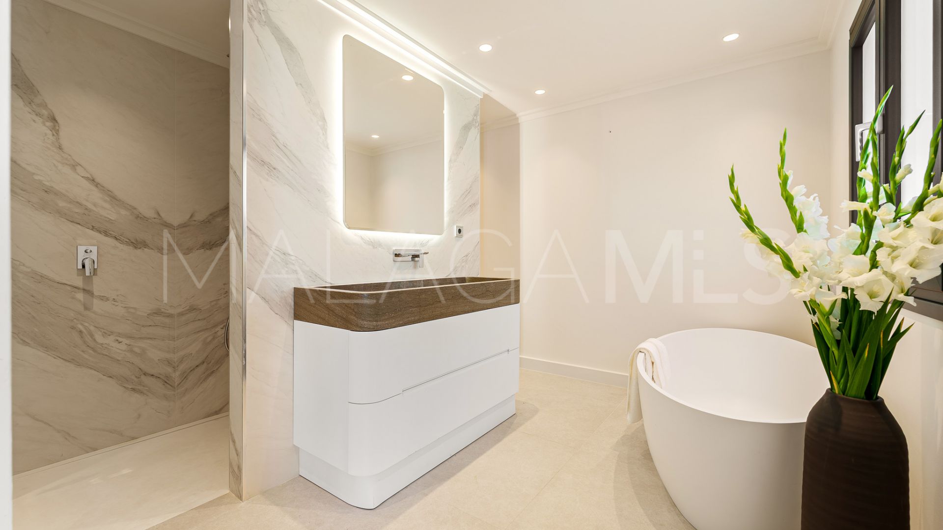 Radhus for sale in Marbellamar