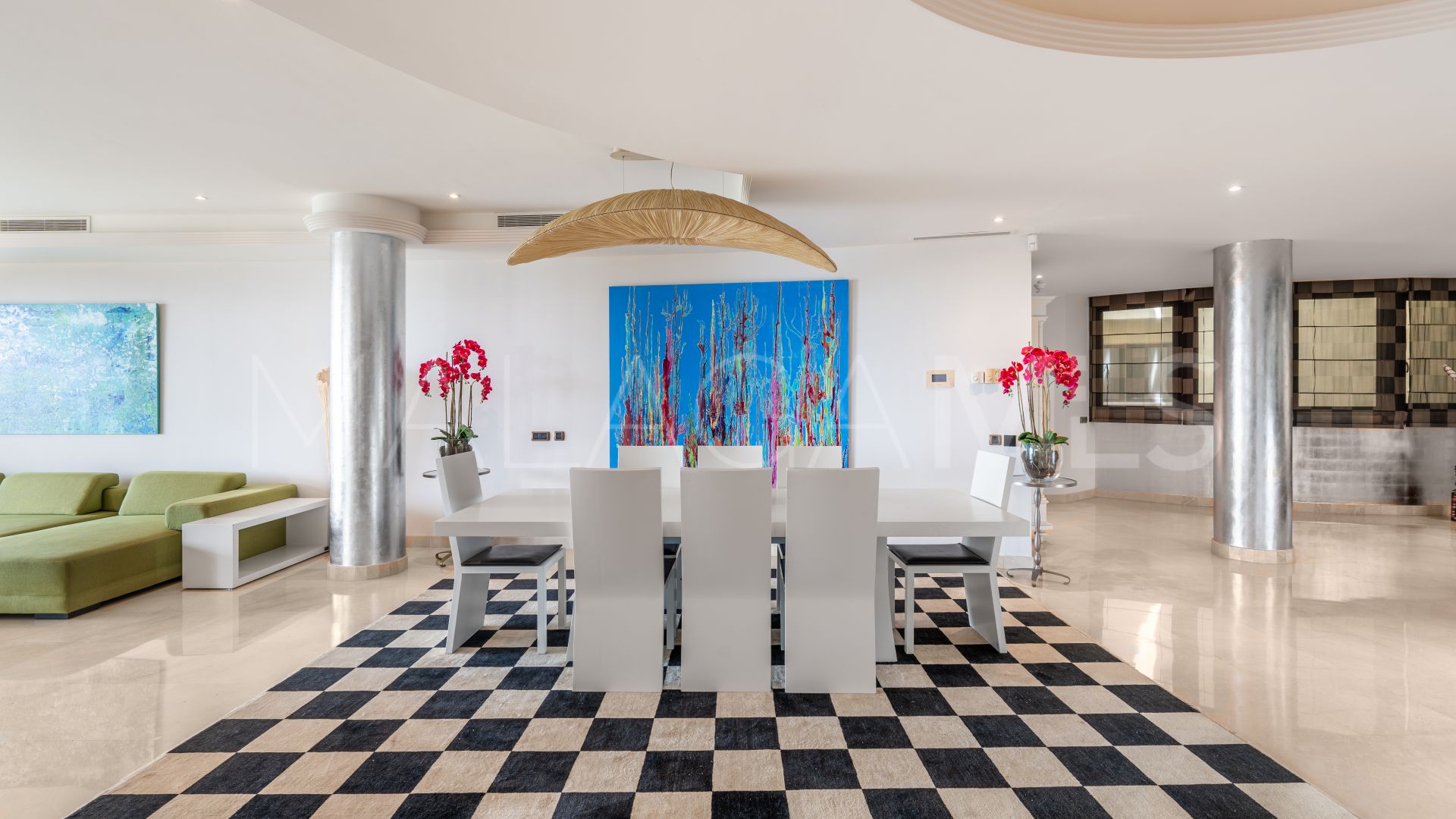 Se vende apartamento with 3 bedrooms in Laguna de Banus