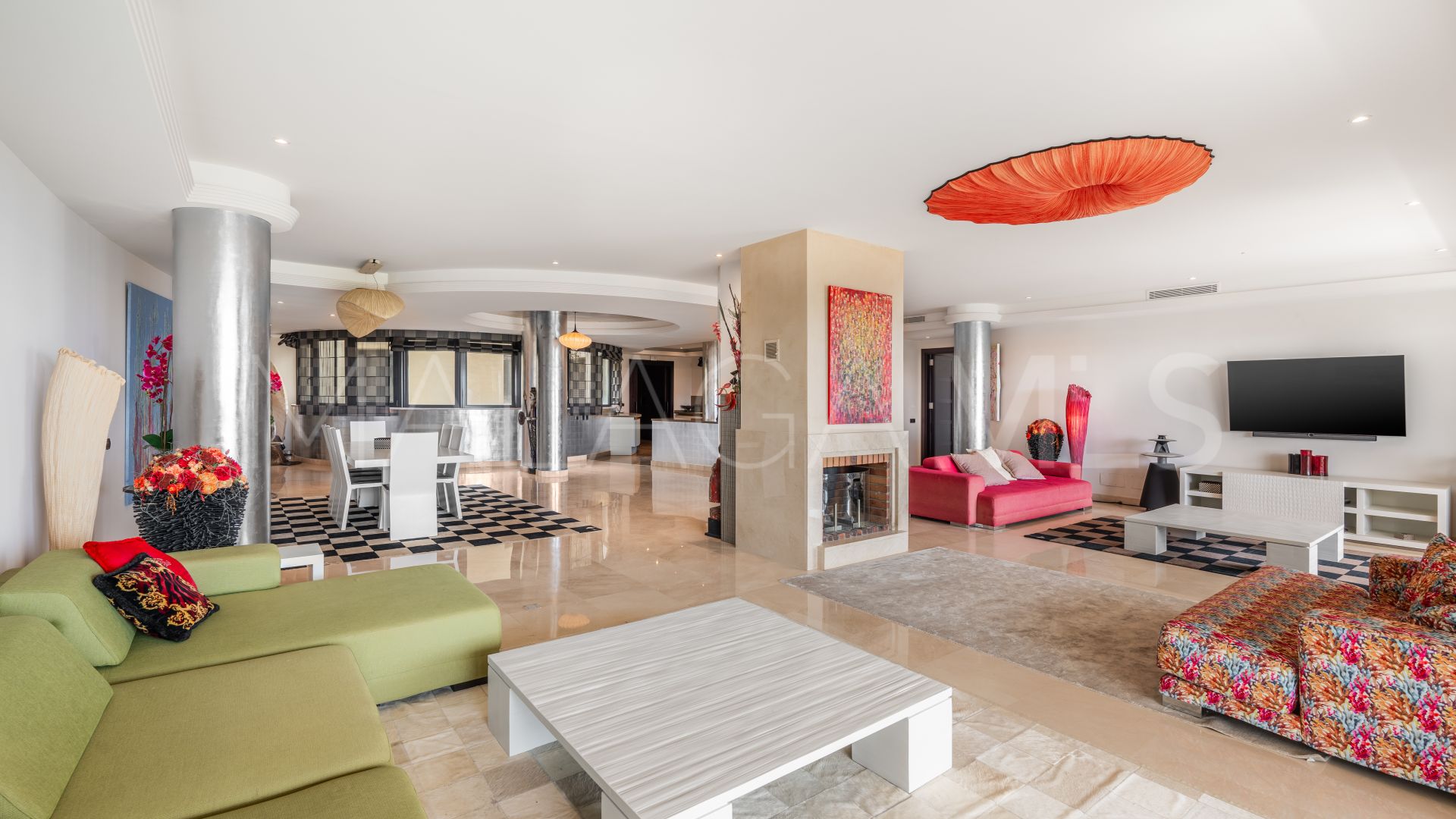 Se vende apartamento with 3 bedrooms in Laguna de Banus