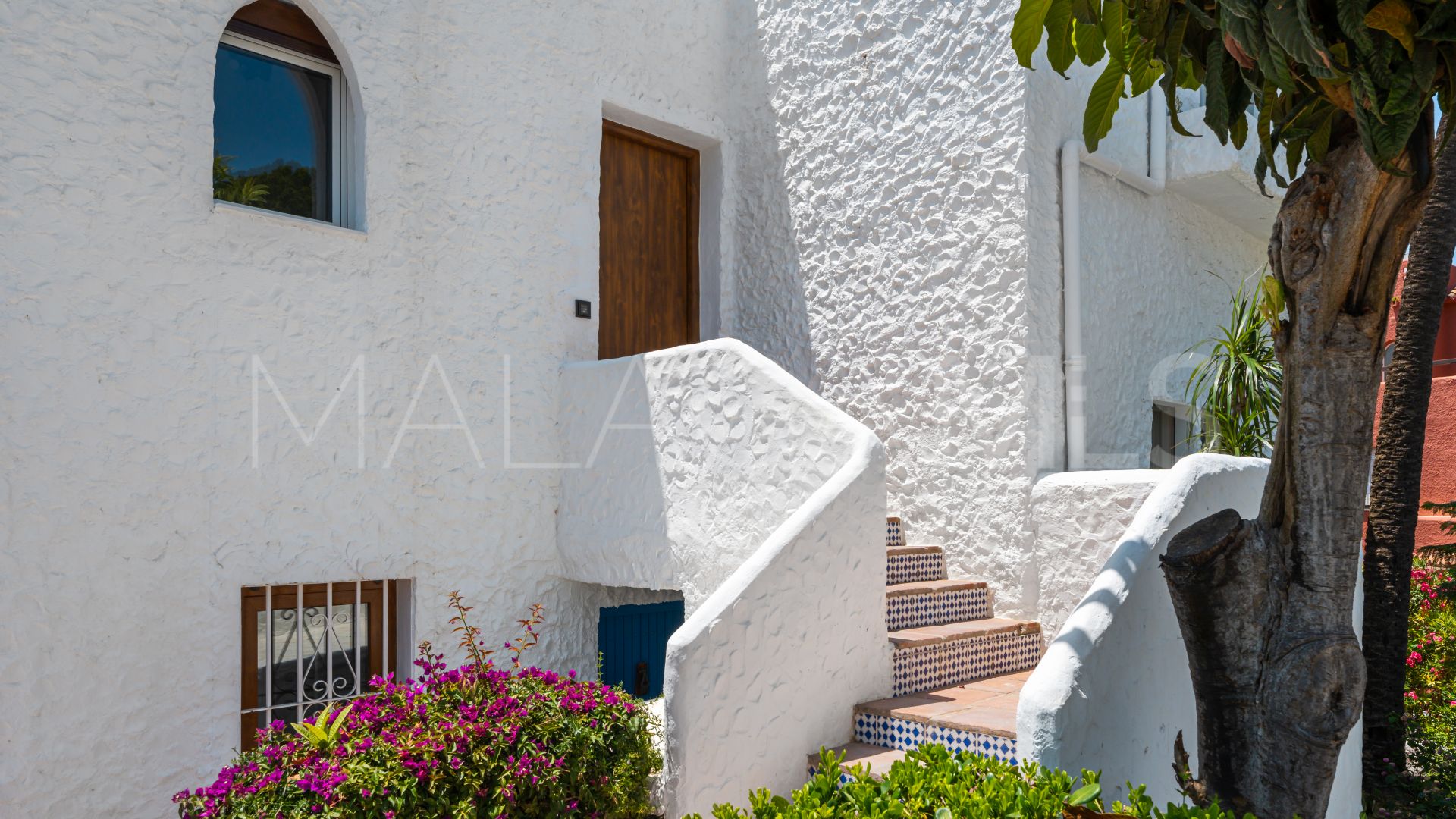 Atico duplex for sale with 3 bedrooms in Pueblo Arabesque