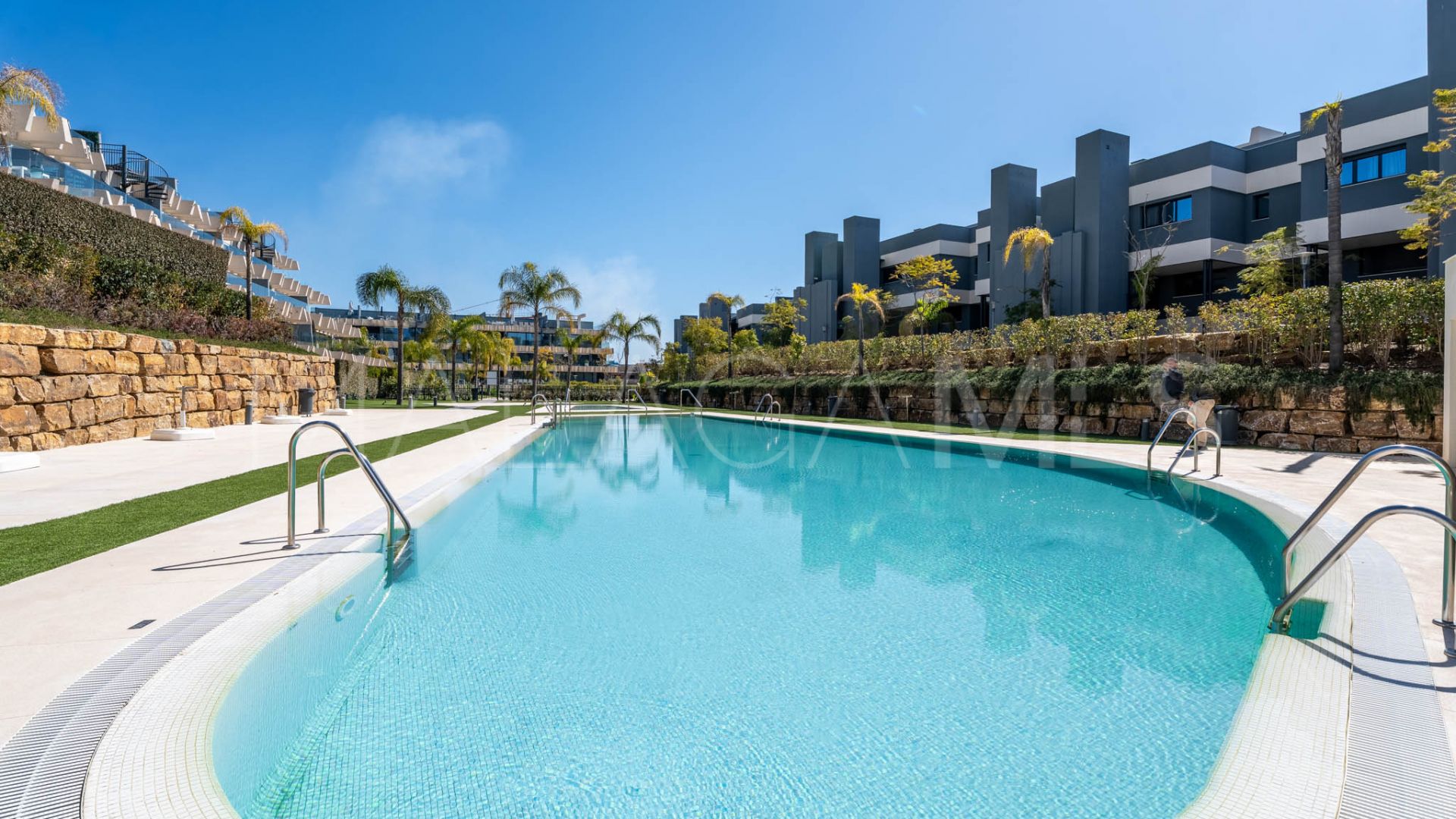 Buy Estepona East penthouse with 3 bedrooms