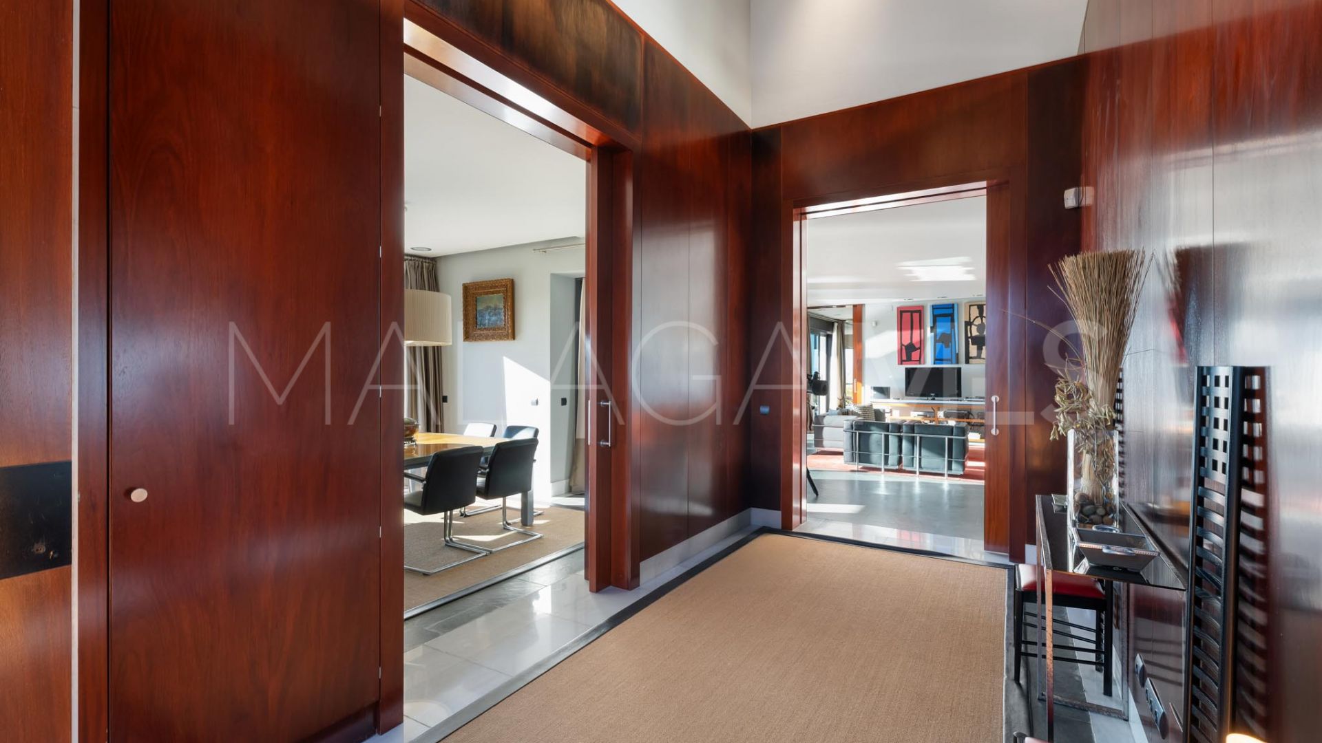Villa for sale in Los Altos de los Monteros