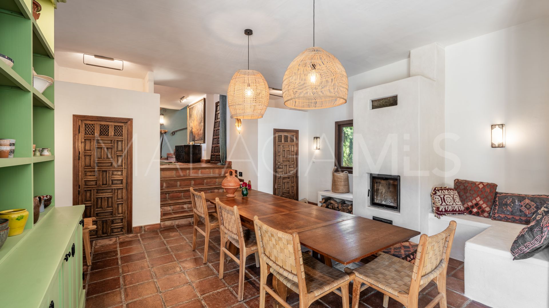 Buy 5 bedrooms finca in Comares