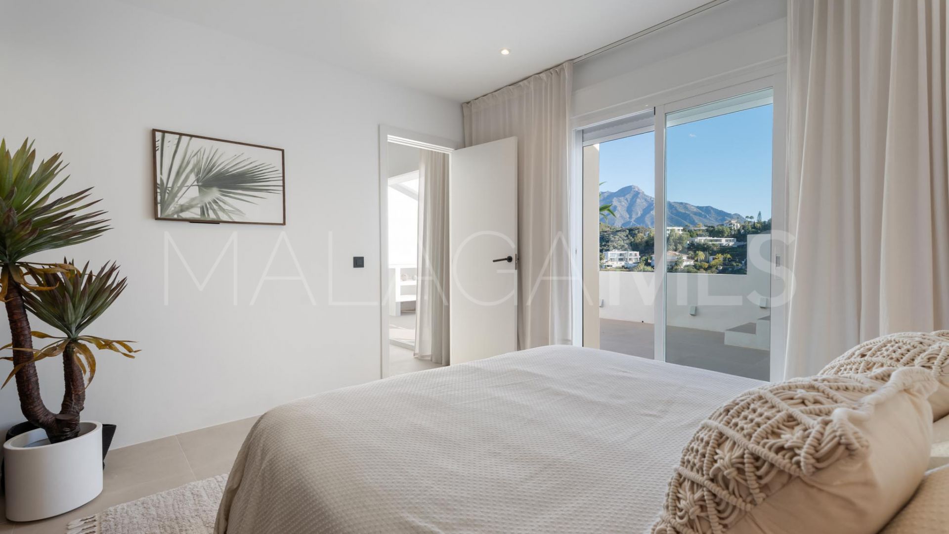 Tvåvånings takvåning for sale in La Quinta