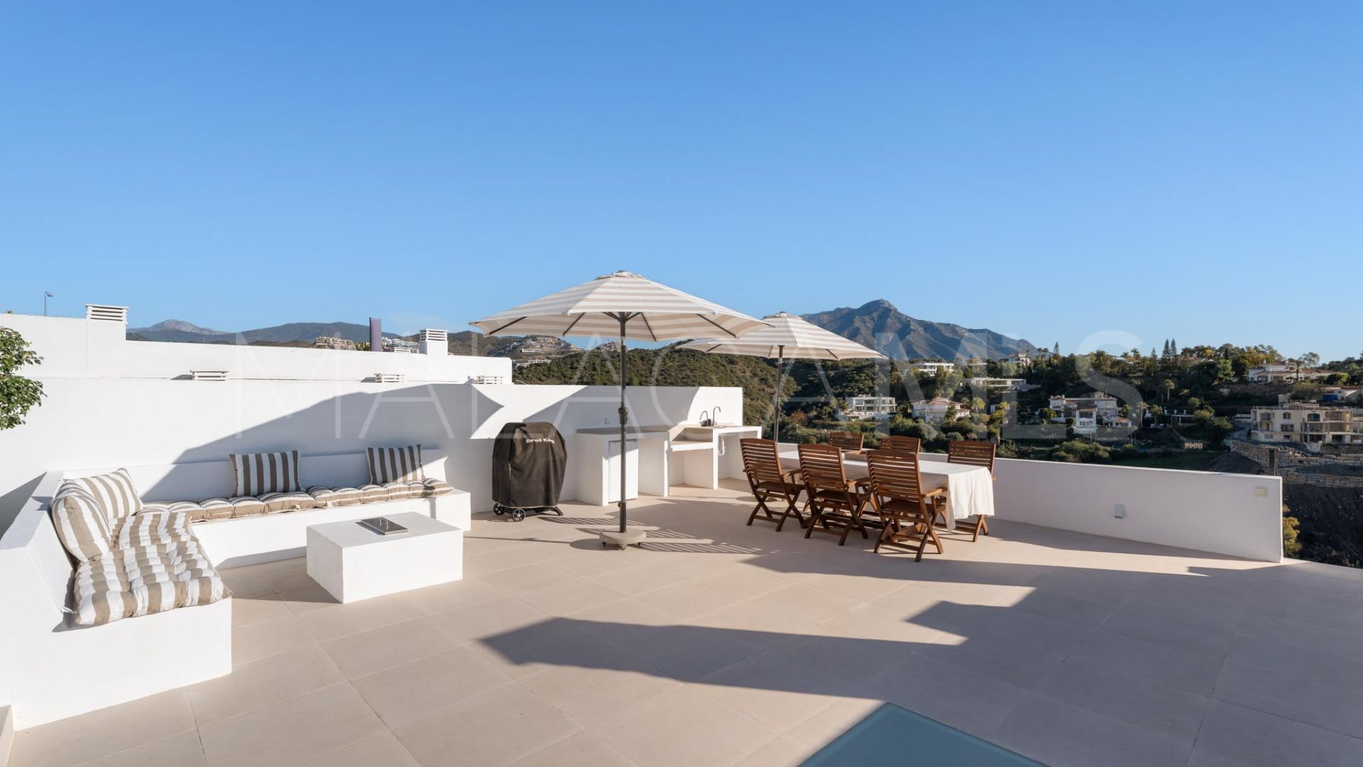 Tvåvånings takvåning for sale in La Quinta