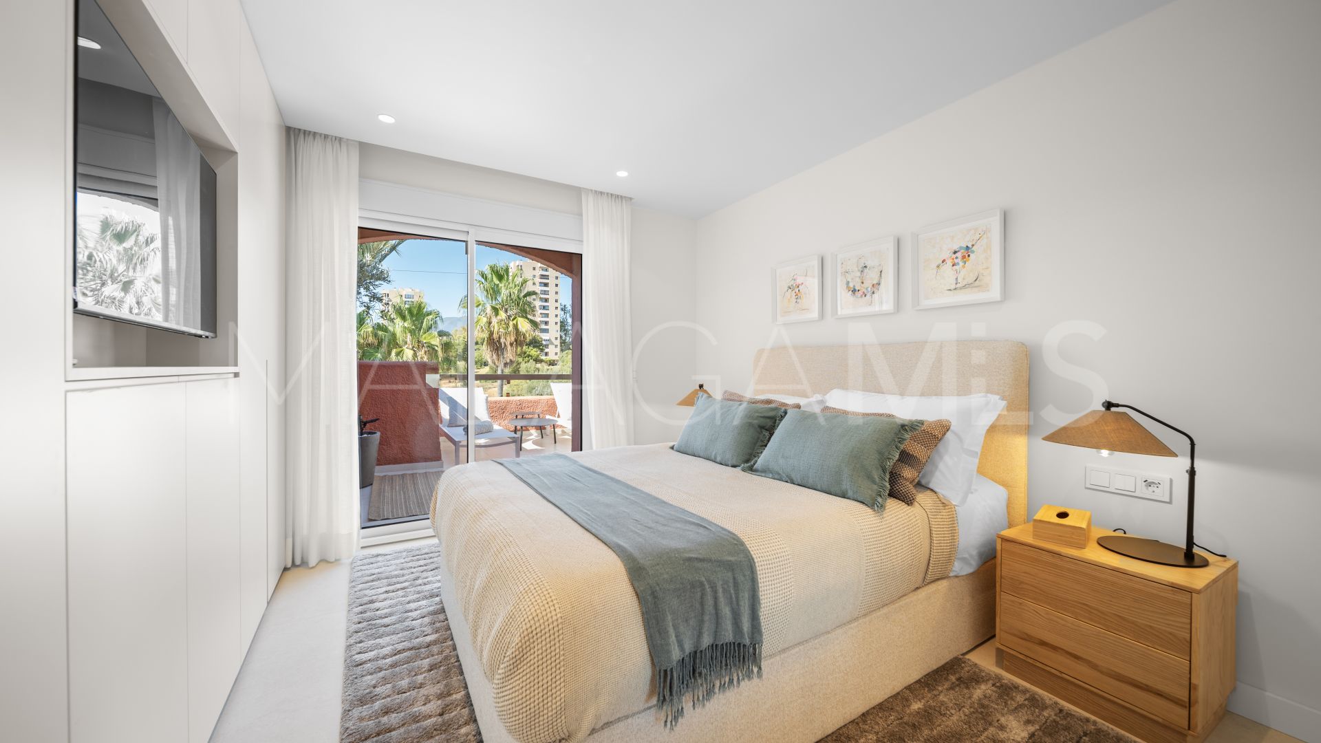 Radhus for sale in Nueva Andalucia