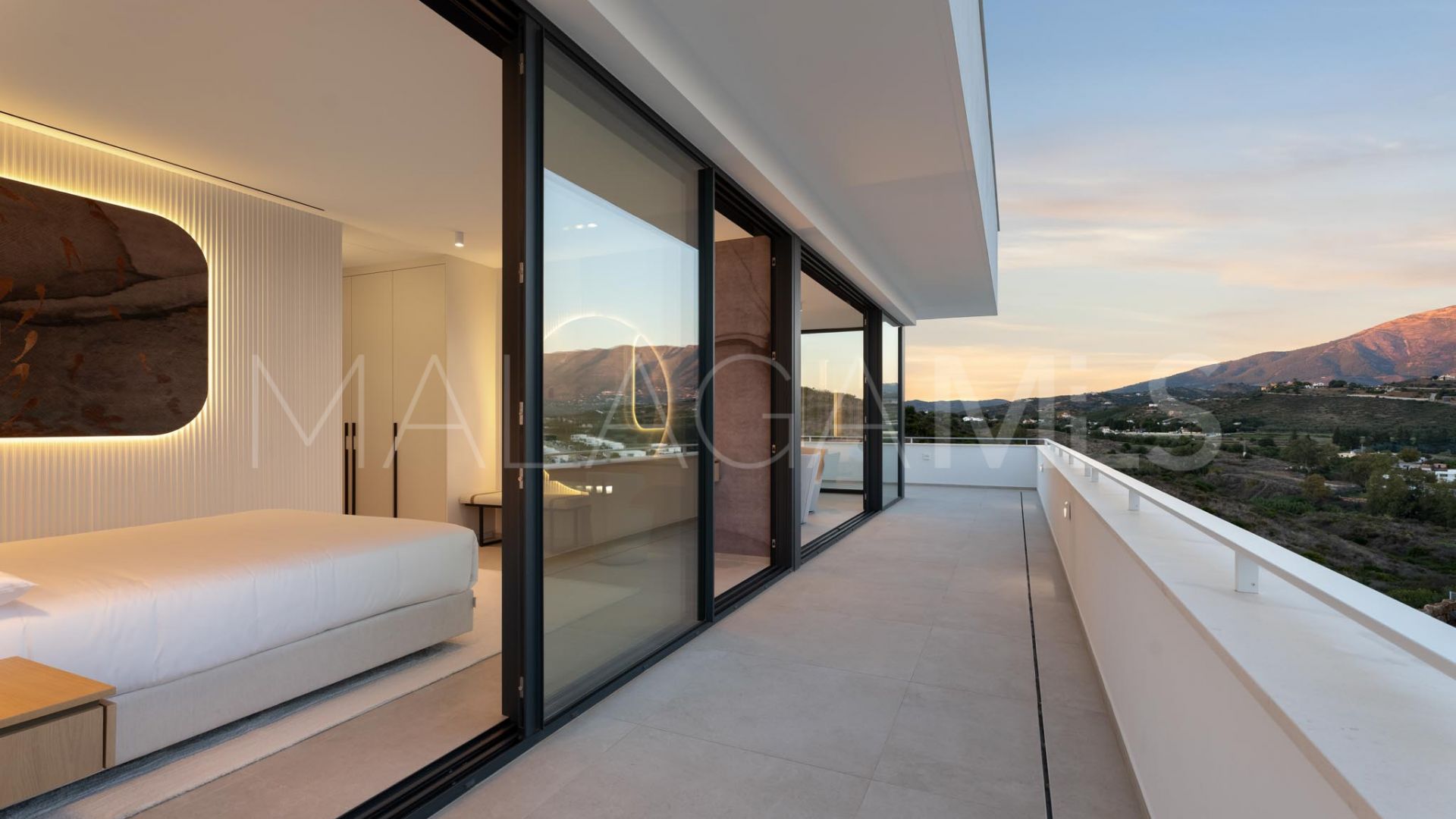 Villa for sale in La Cala Golf Resort