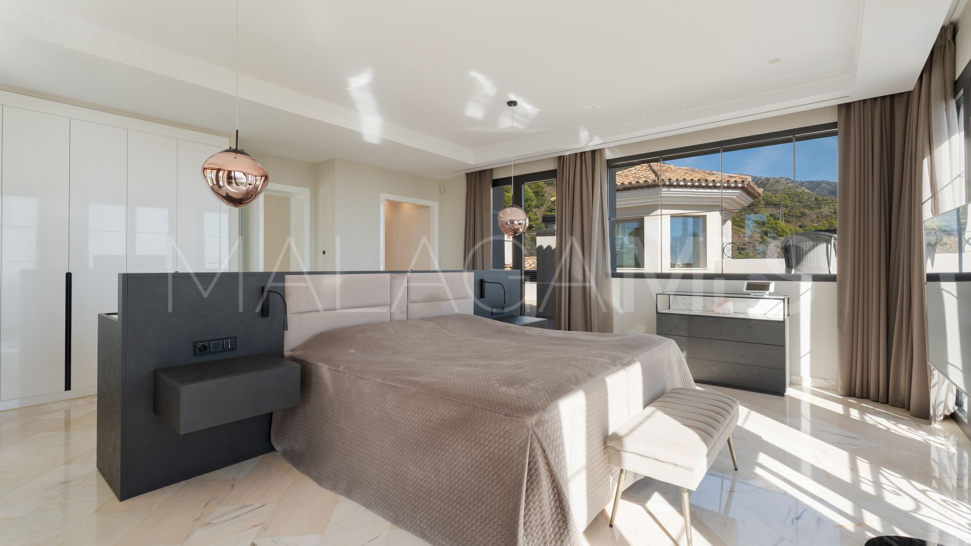 Villa for sale in Sierra Blanca