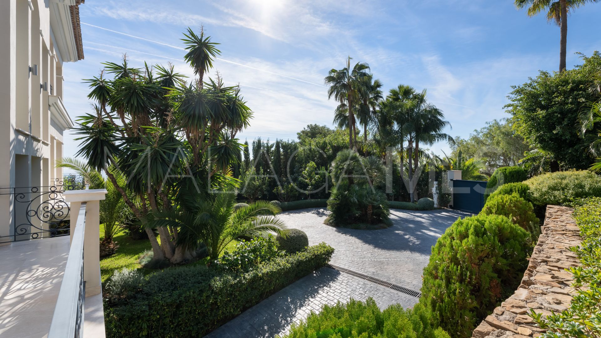 Villa for sale in Sierra Blanca