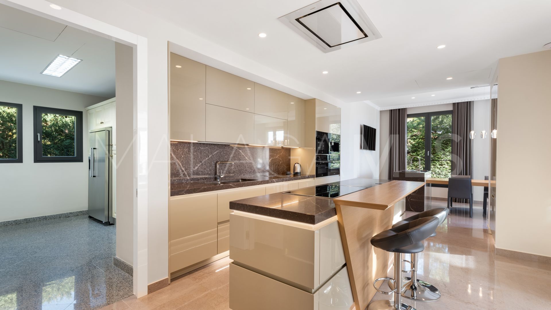 Villa for sale in Sierra Blanca